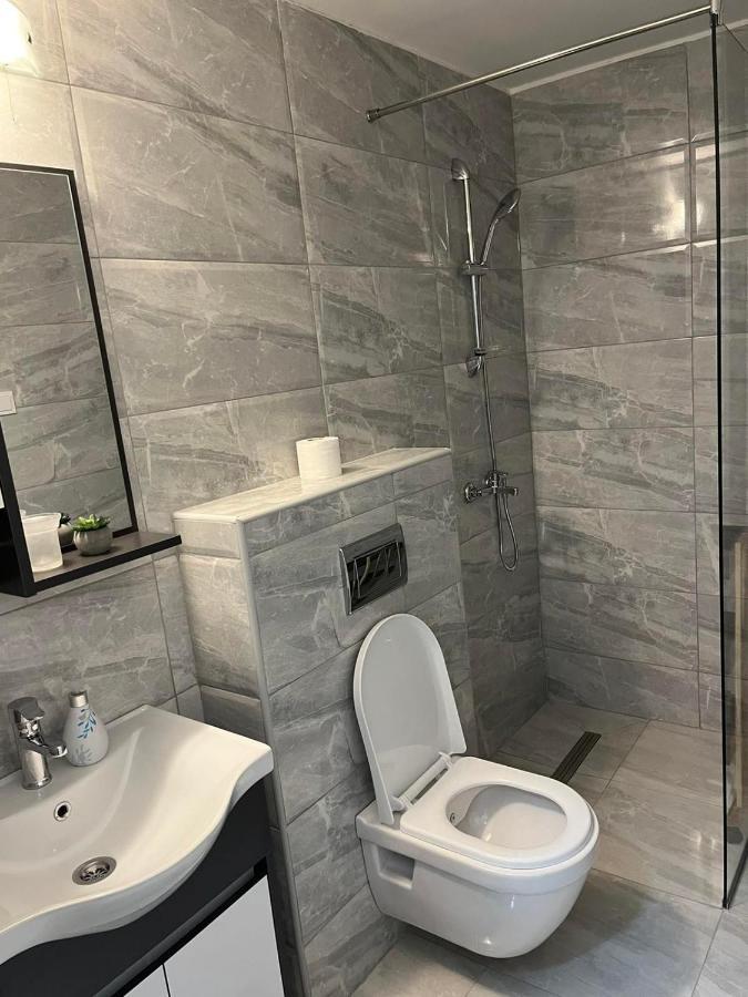 Apartmani Stari Aerodrom Podgorica Bagian luar foto