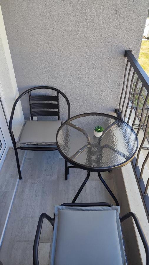 Apartmani Stari Aerodrom Podgorica Bagian luar foto